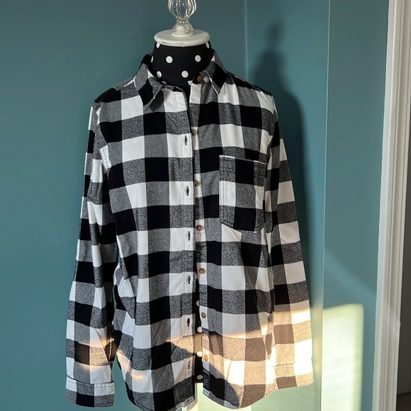 Worn once abercrombie and fitch super soft flannel with bride on back - Picture 5 of 6